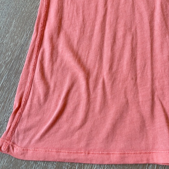 Lululemon Basic Tee Short Sleeve Size 8 - Picture 6 of 10